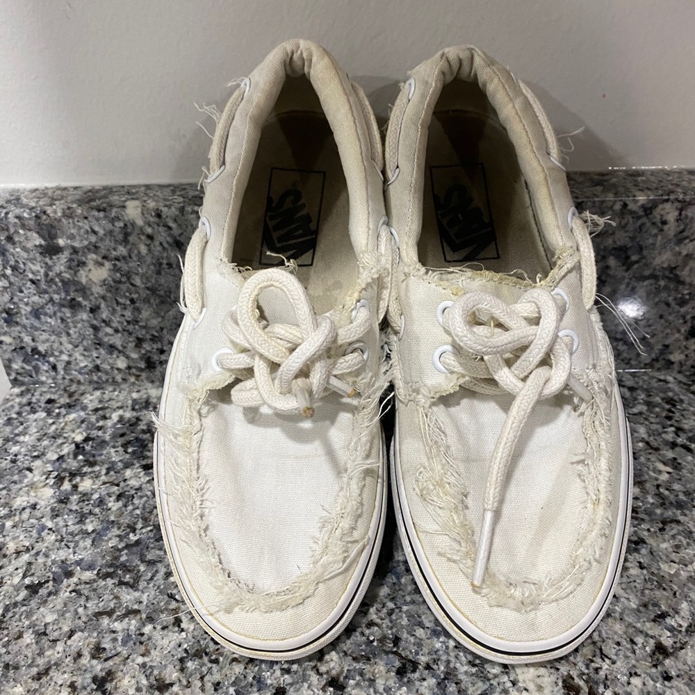 White vans - Picture 7 of 8